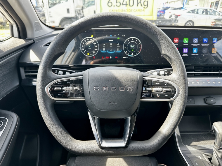 Omoda C5 — foto 10 de 19