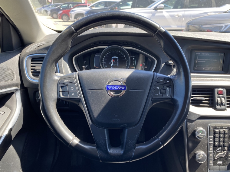 Volvo V40 V40 D2 Mec 1.6 Comfort 2015 Usado en Rosselot Usados