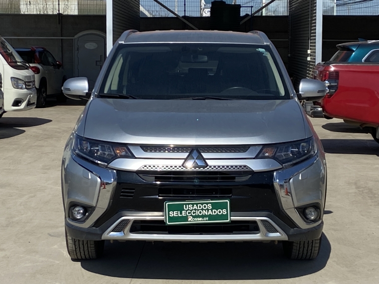 Mitsubishi Outlander Outlander 4x2 At Glx 2.0 2022 Usado en Rosselot Usados