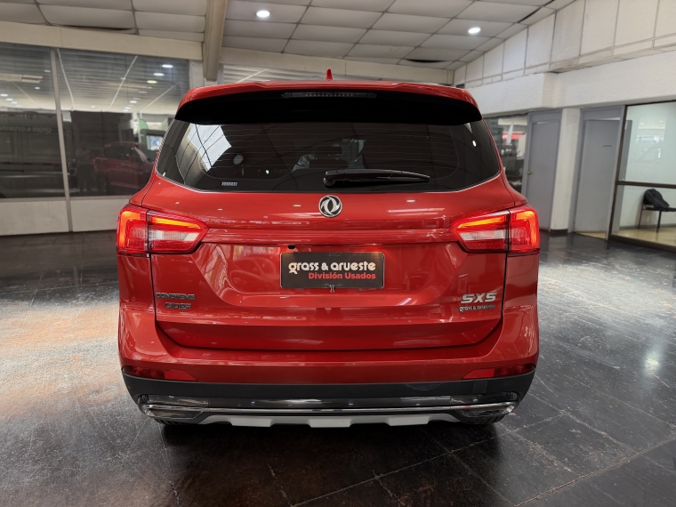 Dfm Sx5 Joyear Luxury 1.6l 5mt  Ac 2023  Usado en Grass & Arueste