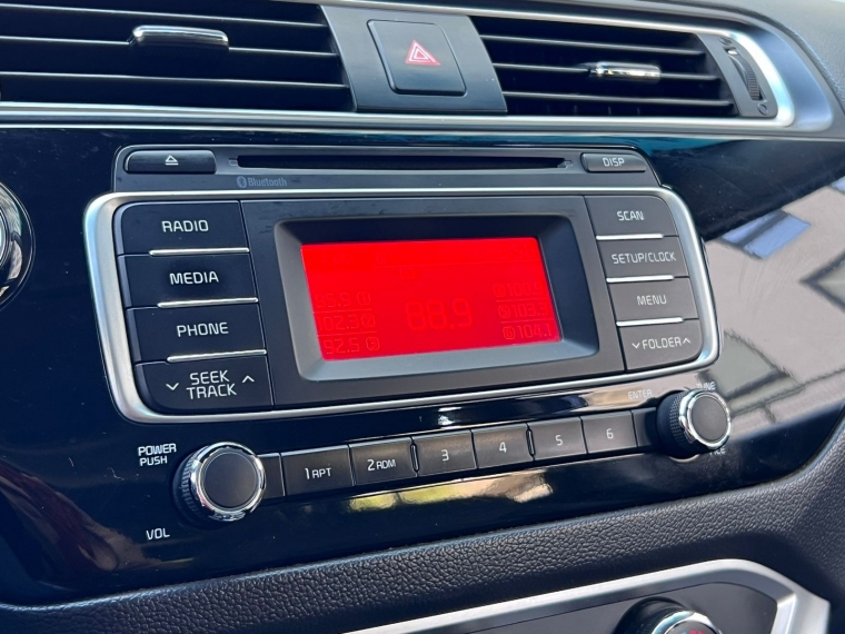 Kia Rio 5 2017 Usado  Usado en Webautos.cl