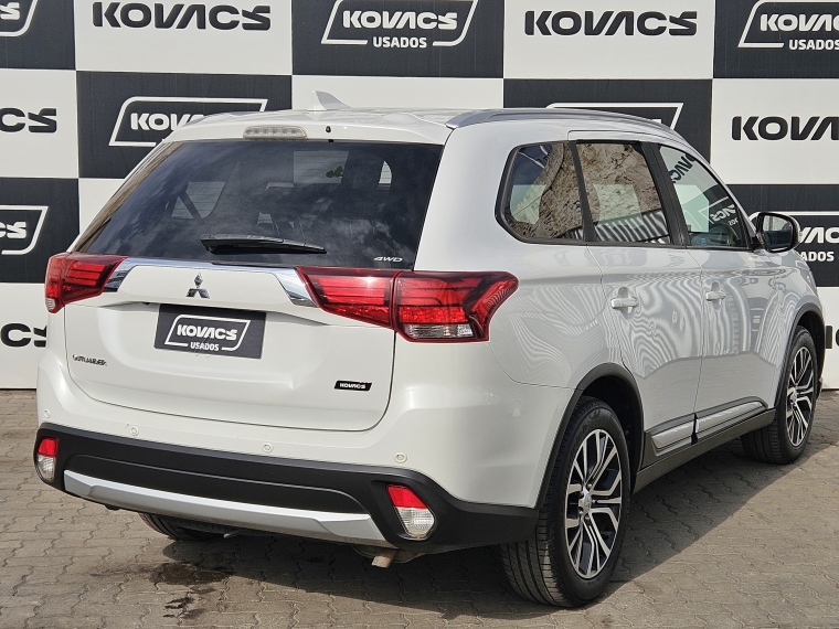 Mitsubishi Outlander Outlander Glx 4x4 2.4 Aut 2019 Usado  Usado en Kovacs Usados