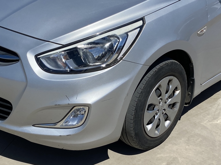 Hyundai Accent Accent 1.4 2018 Usado en Rosselot Usados