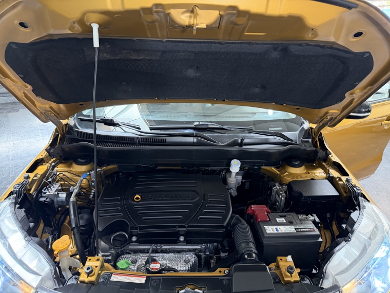 Suzuki Vitara Ii Glx 1.6l 5mt Ac 2021  Usado en Grass & Arueste