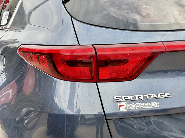 Kia Sportage Sportage Lx 2.0 2018 Usado en Rosselot Usados