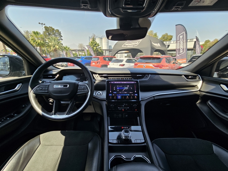 Jeep Grand cherokee Laredo Altitu 4x4 3.6 At 2024 Usado  Usado en Kovacs Usados