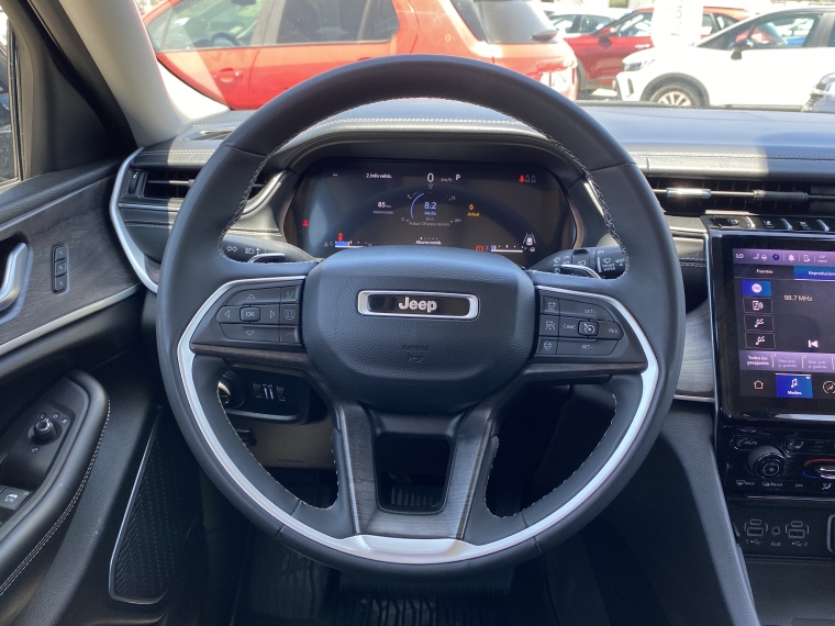 Jeep New grand cherokee Grand Cherokee Limited 4x4 3.6 At 2024 Usado en Rosselot Usados