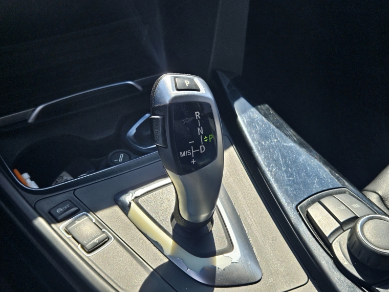Bmw 318 I Lci At  1.5 2016 Usado  Usado en Kovacs Usados