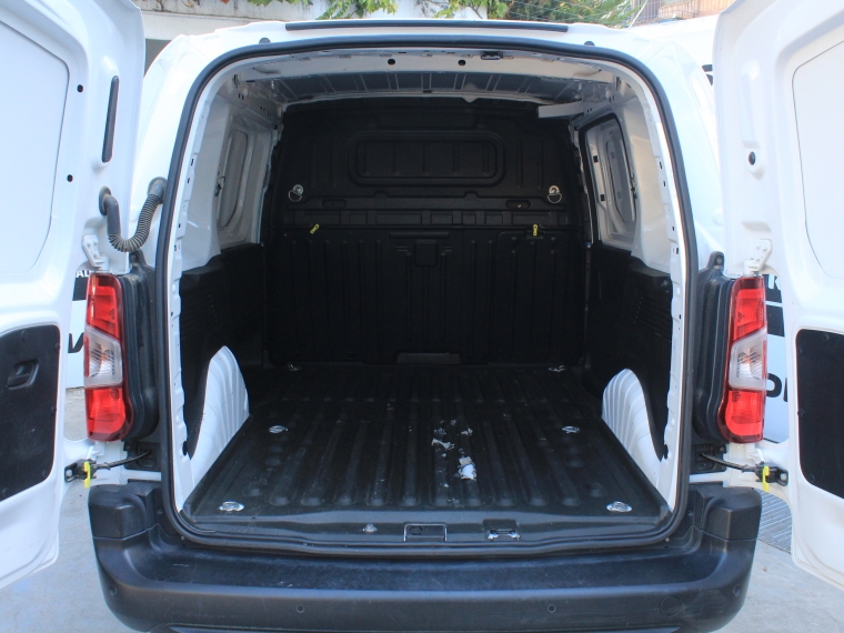 Peugeot Partner 1.5  L1  Blue Hdi  100mt Diesel 2024 Usado  Usado en Kovacs Usados