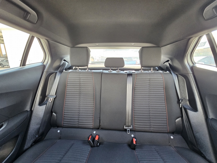 Peugeot 2008 1.2 Active Pack Puretech 130 Mt 2023 Usado  Usado en Kovacs Usados