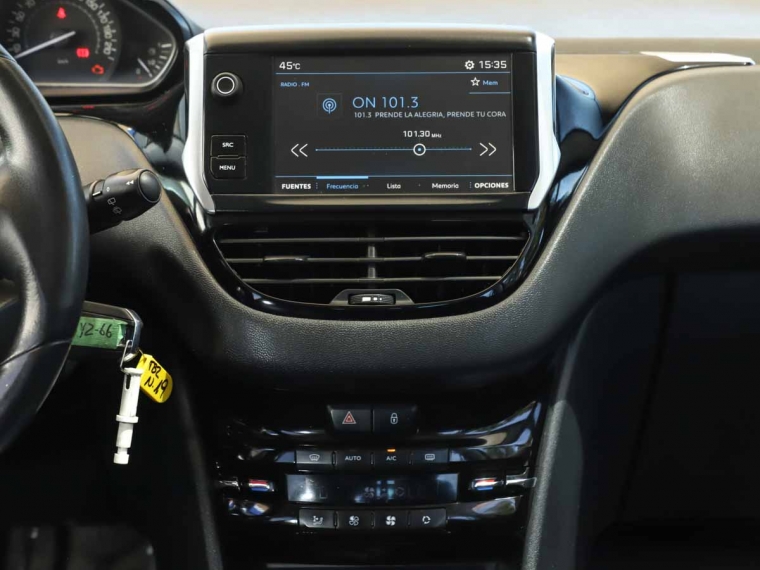 Peugeot 208 Blue Hdi Hb 1.6 2019 Usado  Usado en Webautos.cl