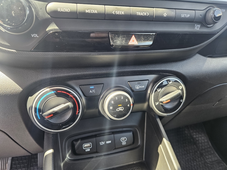 Hyundai Venue Qx Mpi 1.6 Aut 2025 Usado  Usado en Kovacs Usados