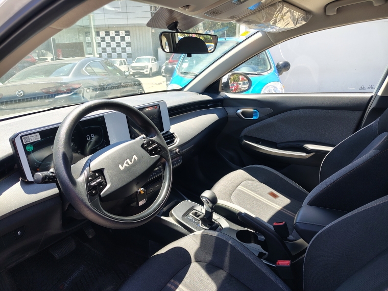 Kia K3 K3 Cross Ex 1.6l 6at Euro 6 - 2368 Test Car Activo Fijo Usado 2025 Usado en Rosselot Usados