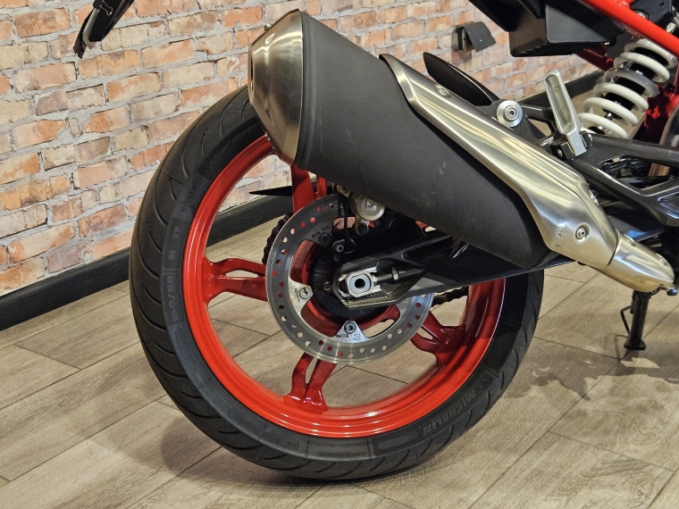 Bmw G 310 r . 2025 Usado en BMW Premium Selection