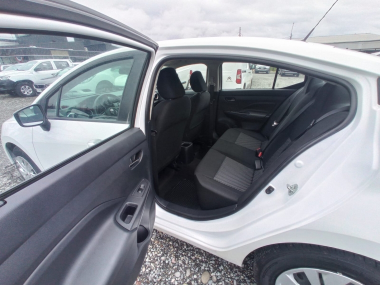 Nissan Versa Sense 1.6 2022  Usado en Guillermo Morales Usados