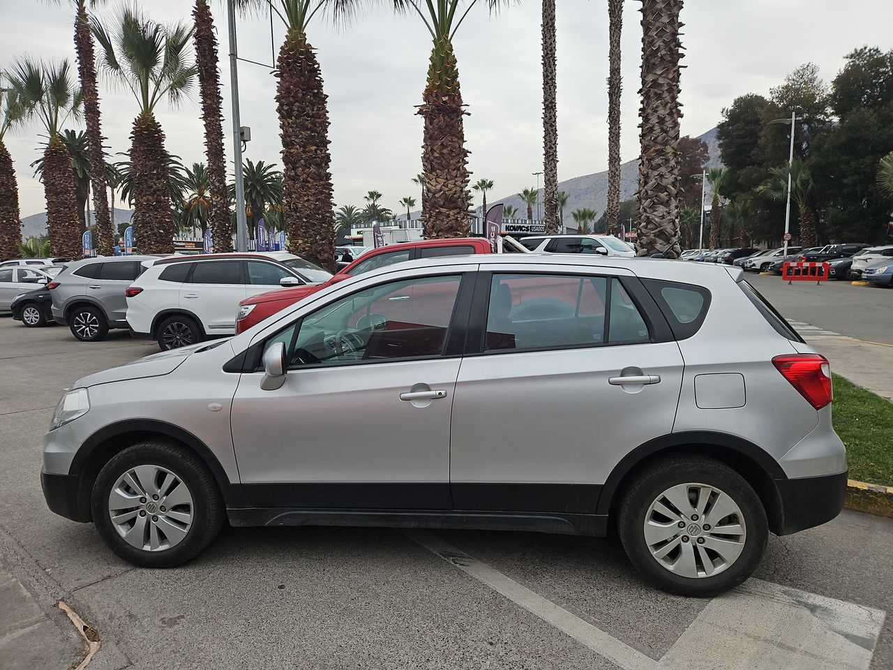 Suzuki S cross S Cross Gl Hb 1.6 2016 Usado Usado en Webautos.cl Suzuki S cross S Cross Gl Hb 1.6 2016 Usado Usado en Webautos.cl