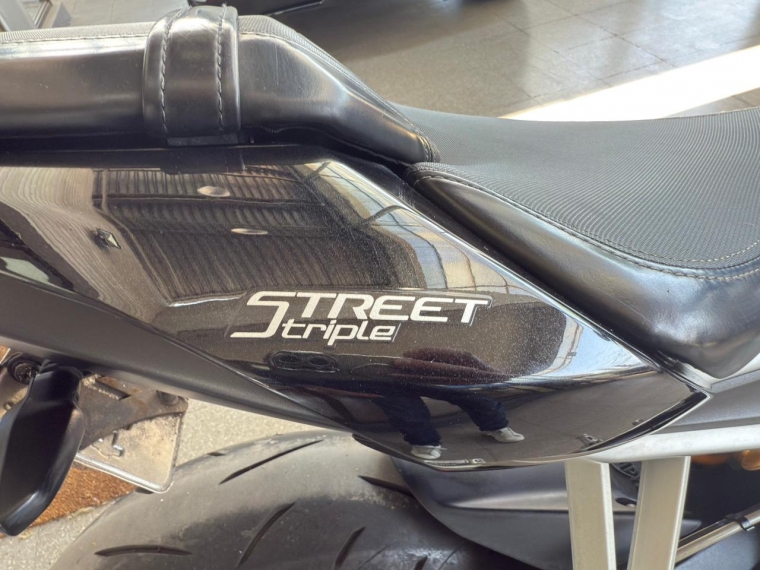 Triumph Street triple r S 765cc 2018 Usado en Automotriz Olea Flaño
