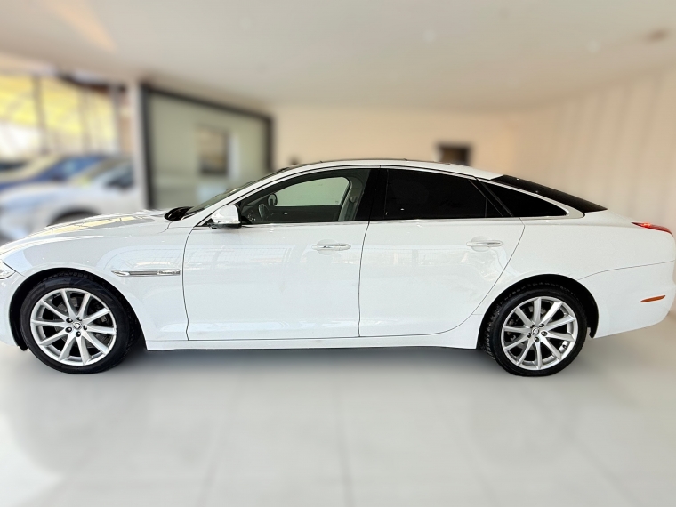 Jaguar Xj 5.0 V8 2012 Usado en Automotriz Olea Flaño