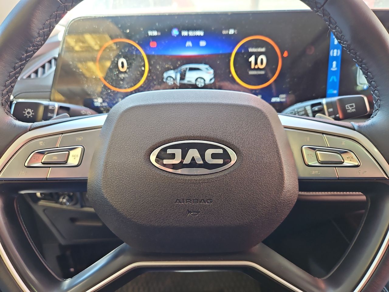 Jac Js6 Js6 Turbo Dct 1.5  Aut 2023 Usado en Usados de Primera - Sergio Escobar