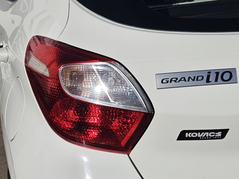 Hyundai Grand i10 1.2 Ai3 Hb Plus Mt 2023 Usado  Usado en Kovacs Usados