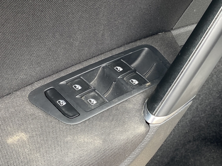 Volkswagen Golf Golf Hb 1.4 2018 Usado en Rosselot Usados