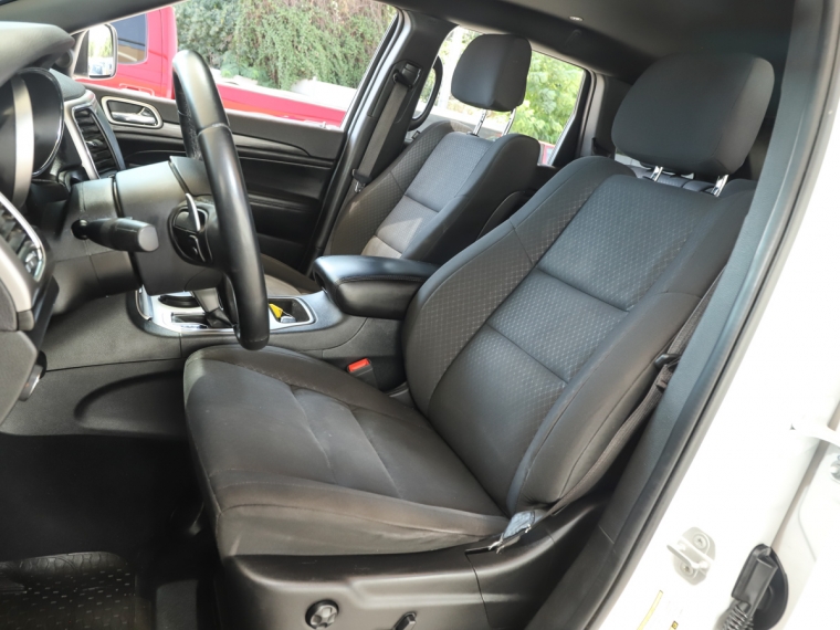 Jeep Grand cherokee Laredo 3.6l 4x2 2020 Usado  Usado en Webautos.cl