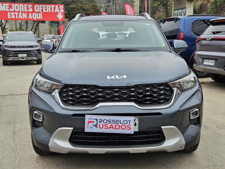 KIA Sonet — foto 3 de 16