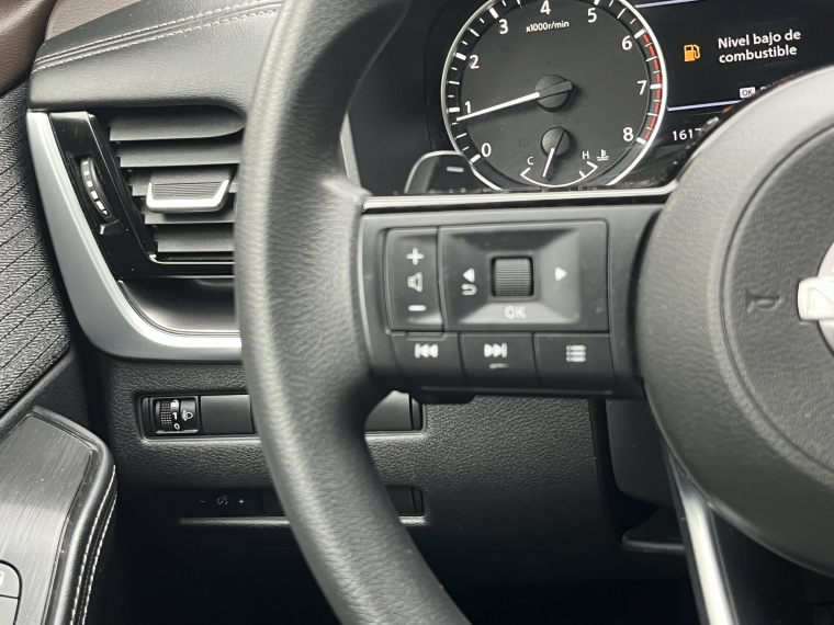 Nissan X-trail 2.5  Sense 3 Row  At 2025 Usado  Usado en Kovacs Usados