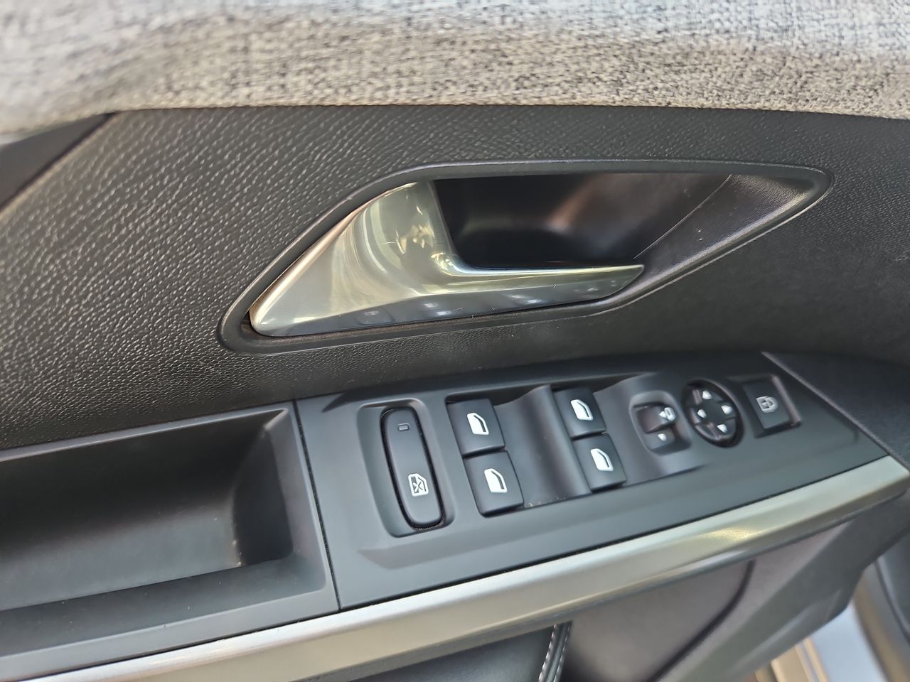 Peugeot 3008 3008 Allure 1.2 Aut 2025 Usado en Usados de Primera - Sergio Escobar