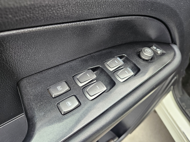 Ssangyong Grand musso Musso Grand 2.2 4x2 Mt - Ql610 Euro Vi Mn 2023 Usado en Rosselot Usados