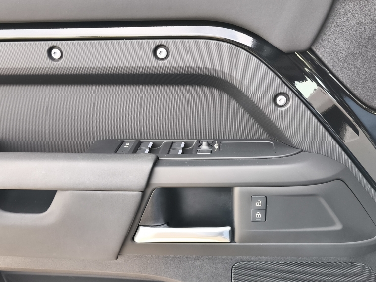 Land rover Defender 110 S 4x4 3.0 Aut 2025 Usado Usado en BMW Premium Selection Land rover Defender 110 S 4x4 3.0 Aut 2025 Usado Usado en BMW Premium Selection