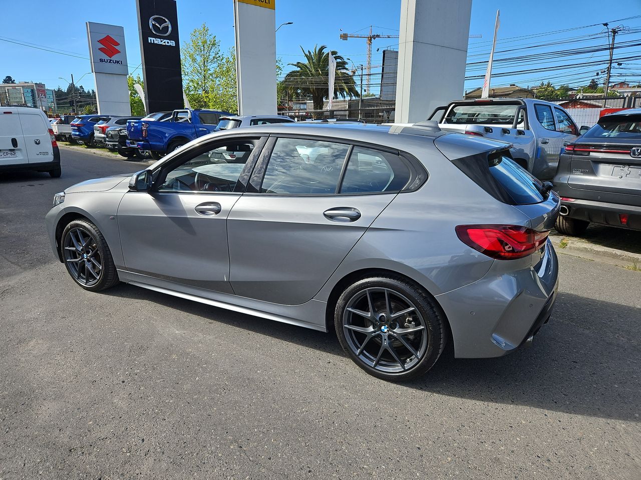 Bmw 118i 118i Hatchback 1.5 Aut 2023 Usado  Usado en Webautos.cl