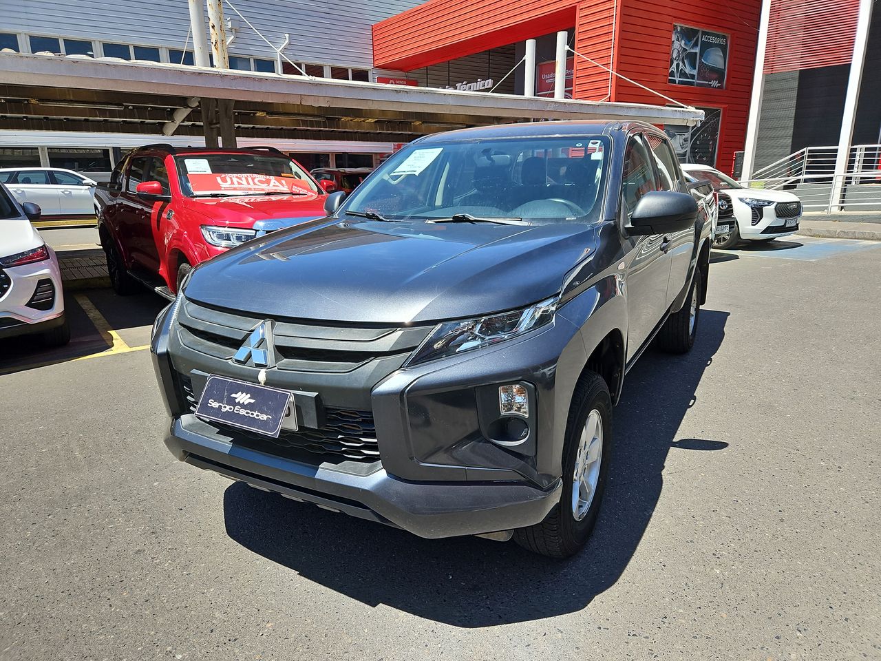 Mitsubishi L200 New L200 Work Cr 2.4 2020 Usado Usado en Webautos.cl Mitsubishi L200 New L200 Work Cr 2.4 2020 Usado Usado en Webautos.cl