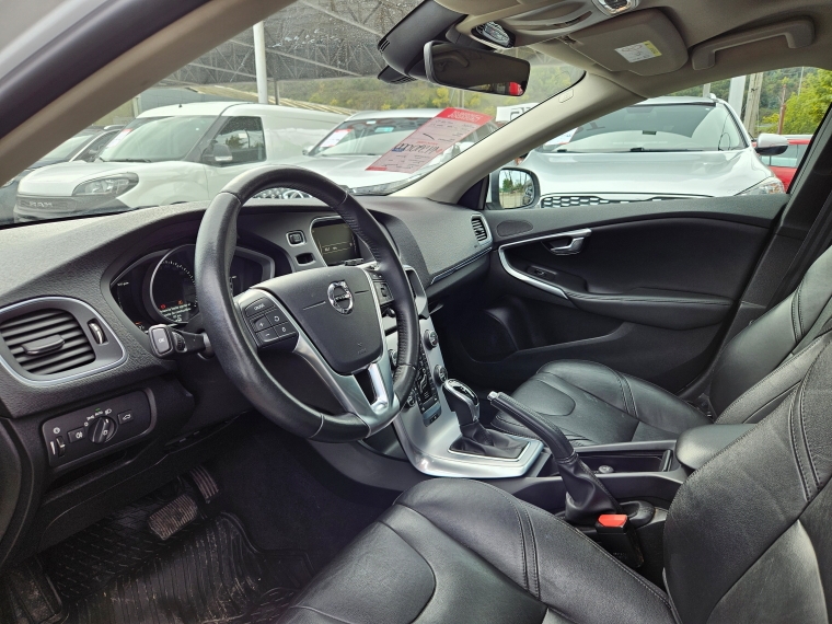 Volvo V40 V40 T5 2.0 At 2020 Usado en Rosselot Usados