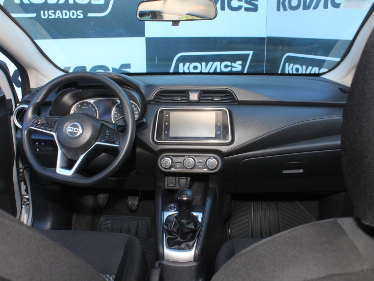 Nissan Versa 1.6 Sense  Mt 2022 Usado  Usado en Kovacs Usados