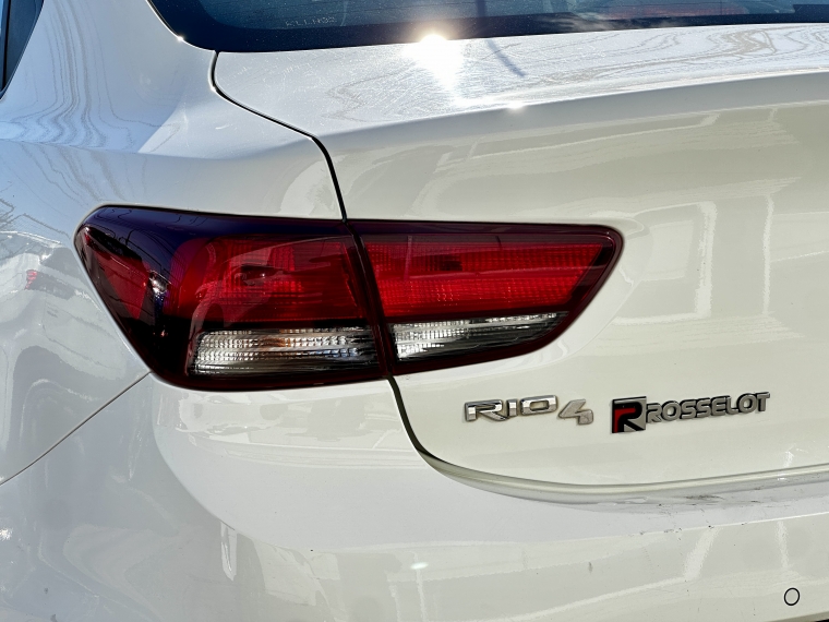 Kia Rio 4 Rio 4 Lx 1.4 2018 Usado en Rosselot Usados