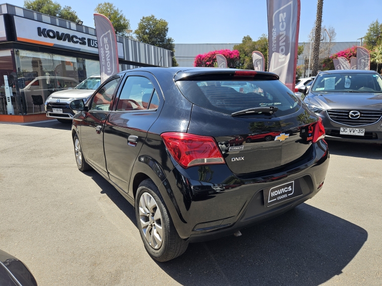 Chevrolet Onix Lt 1.4 2020 Usado  Usado en Kovacs Usados