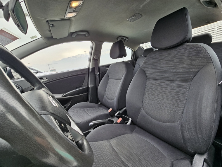 Hyundai Accent Accent Rb 1.4 2015 Usado en Rosselot Usados