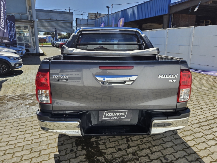 Toyota Hilux 2.4 Mt 2023 Usado  Usado en Kovacs Usados