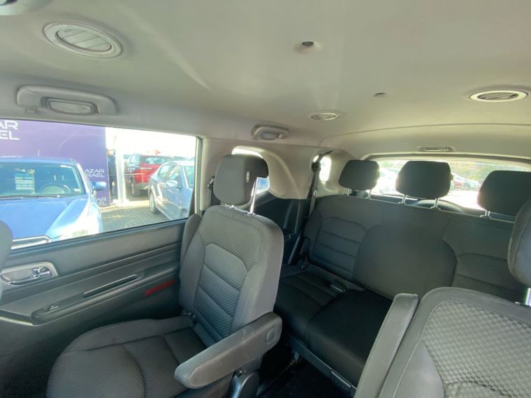 Ssangyong Stavic 2.2 Diesel 2wd Mt 5p 2018 Usado  Usado en Webautos.cl