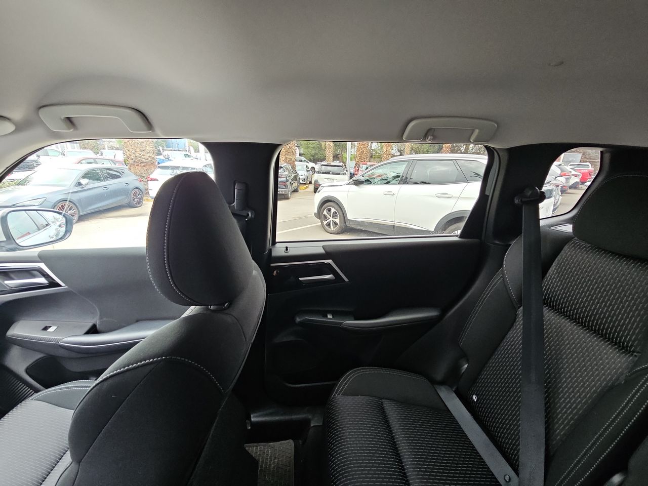 Mitsubishi Outlander Outlander Gl 2.5 Aut 2024 Usado Usado en Webautos.cl Mitsubishi Outlander Outlander Gl 2.5 Aut 2024 Usado Usado en Webautos.cl