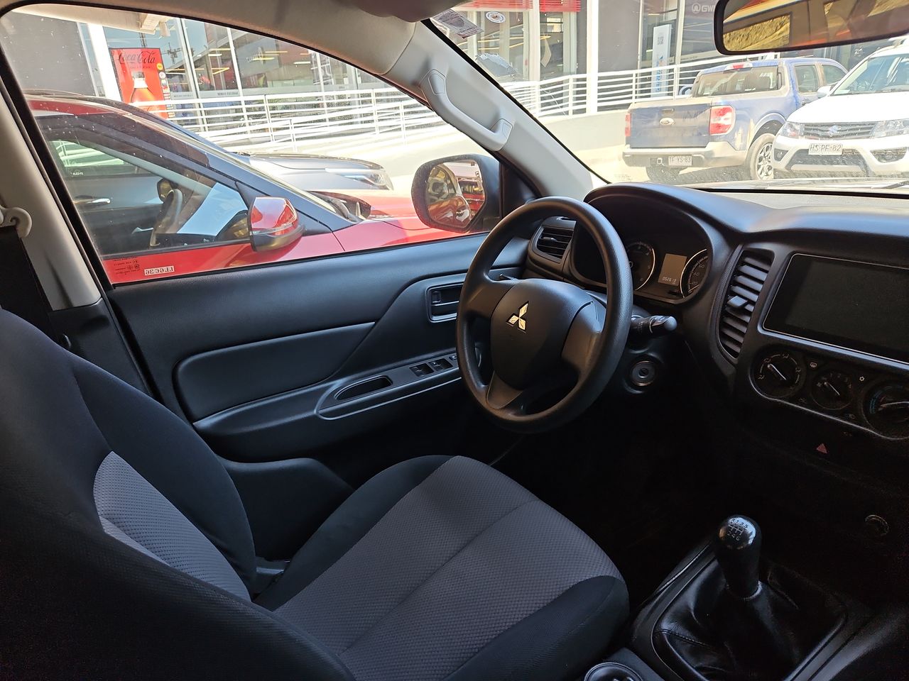 Mitsubishi L200 New L200 Work Cr 2.4 2020 Usado Usado en Webautos.cl Mitsubishi L200 New L200 Work Cr 2.4 2020 Usado Usado en Webautos.cl