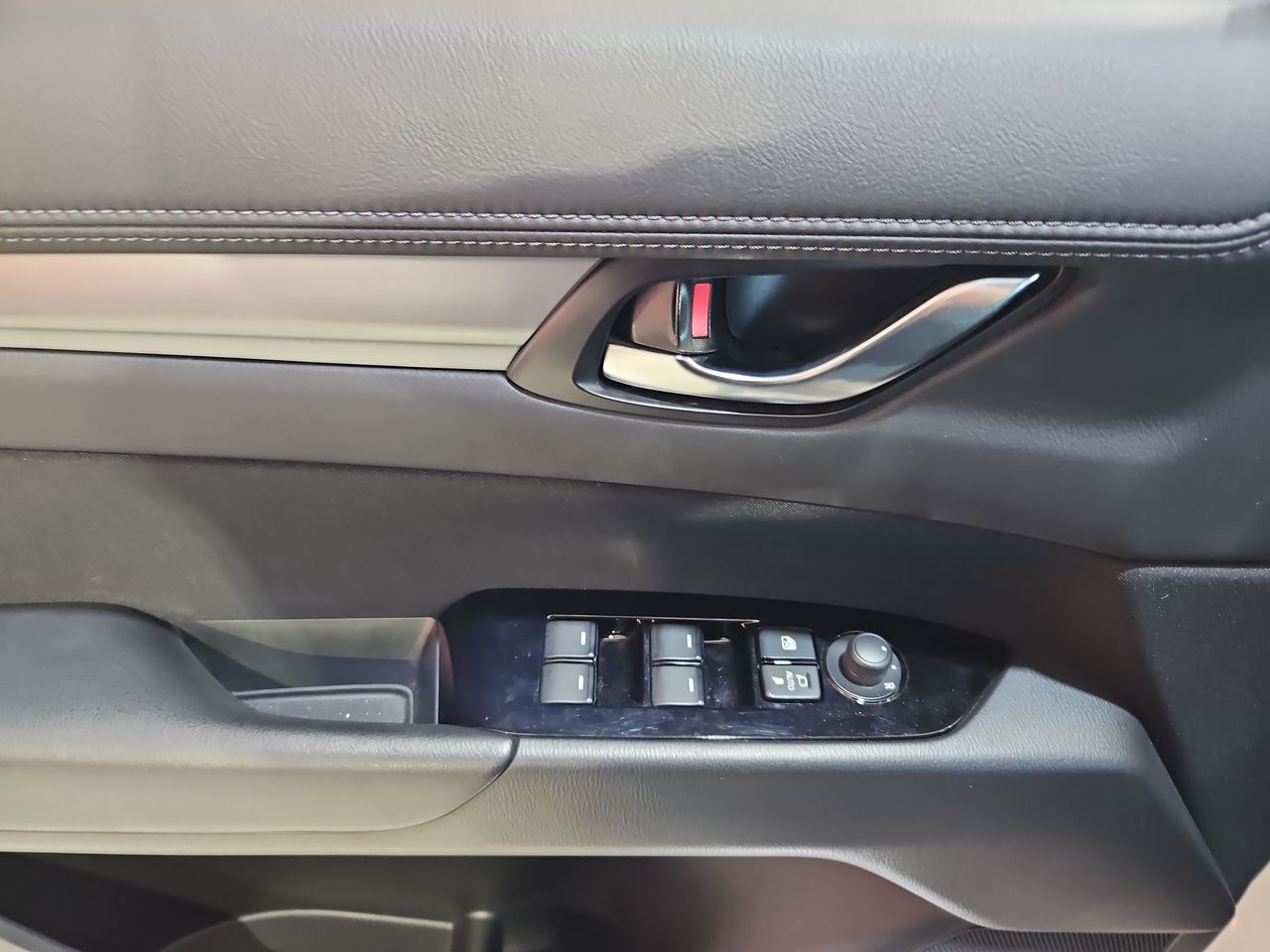 Mazda Cx-5 Cx5 2wd 2.0 2023 Usado en Usados de Primera - Sergio Escobar