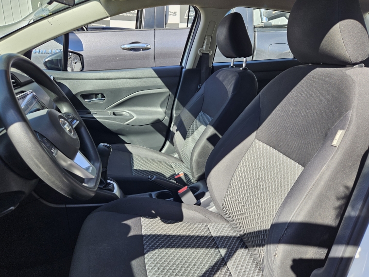 Nissan Versa 1.6 Sense Mt 2022 Usado  Usado en Kovacs Usados