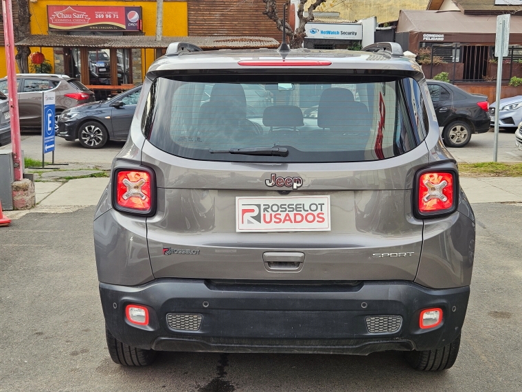 Jeep Renegade Renegade Sport 1.8 2022 Usado en Rosselot Usados