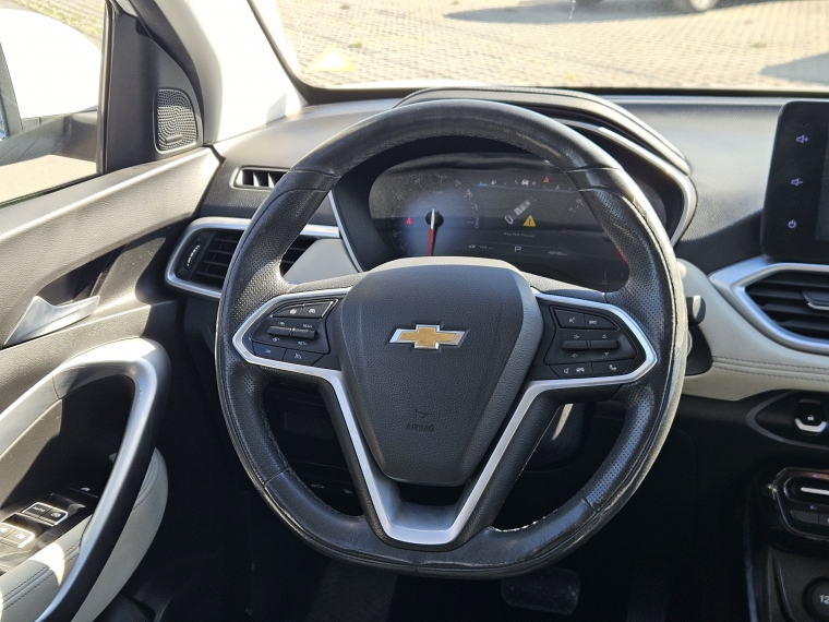 Chevrolet Captiva — foto 11 de 24