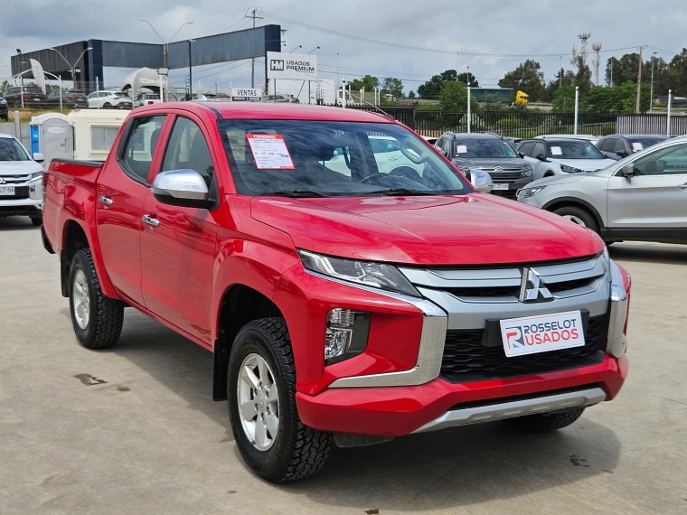 Mitsubishi L200 L200 D/c 2.4 Katana Crt 4x4 Special Pack 2023 Usado en Rosselot Usados