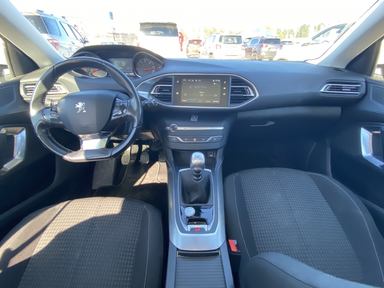 Peugeot New 308 308 Allure Blue Hdi 1.6 Mec 2018 Usado en Rosselot Usados