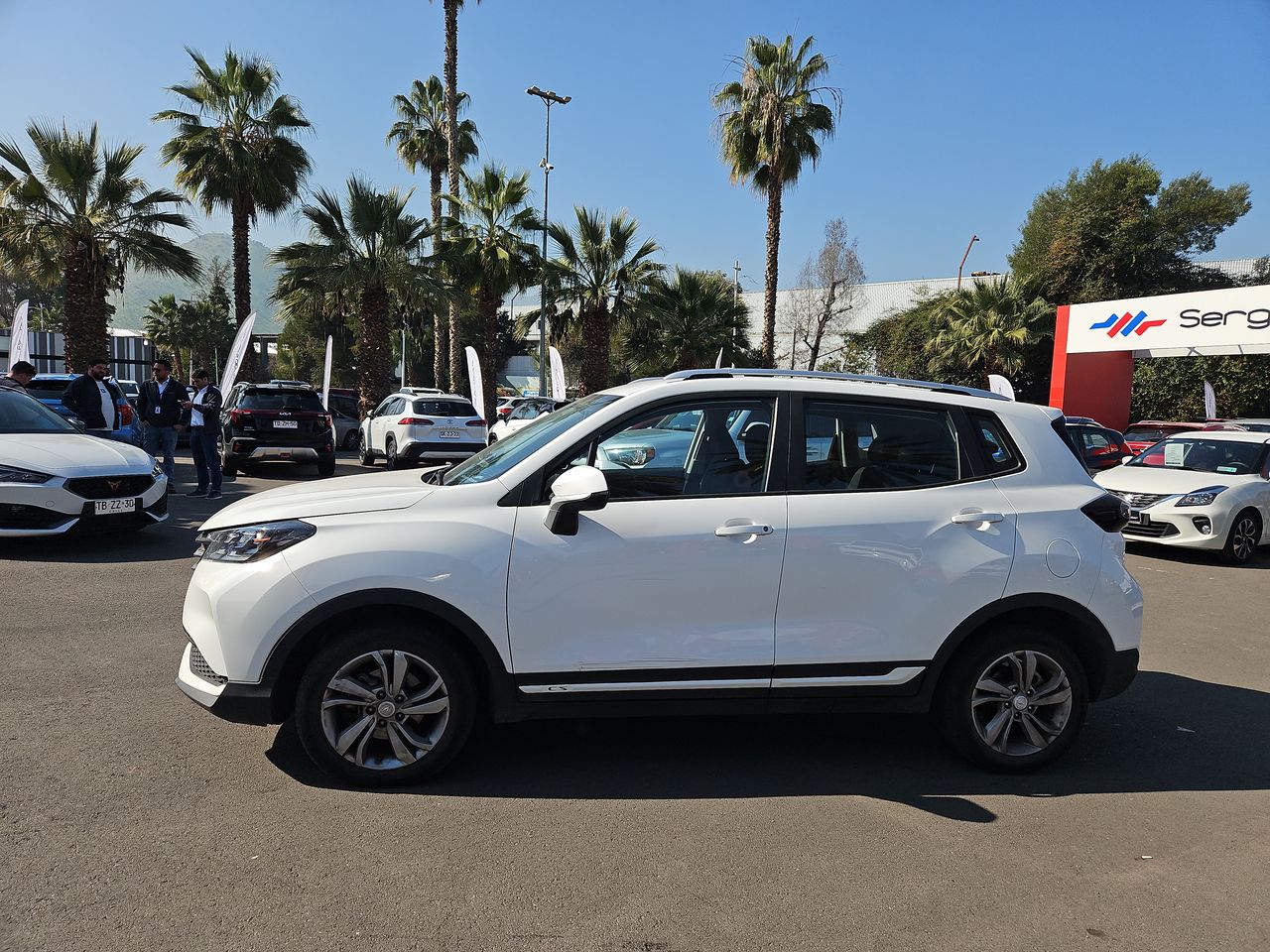 Changan Cs15 Cs15 Hb 4x2 1.5 2022 Usado en Usados de Primera - Sergio Escobar