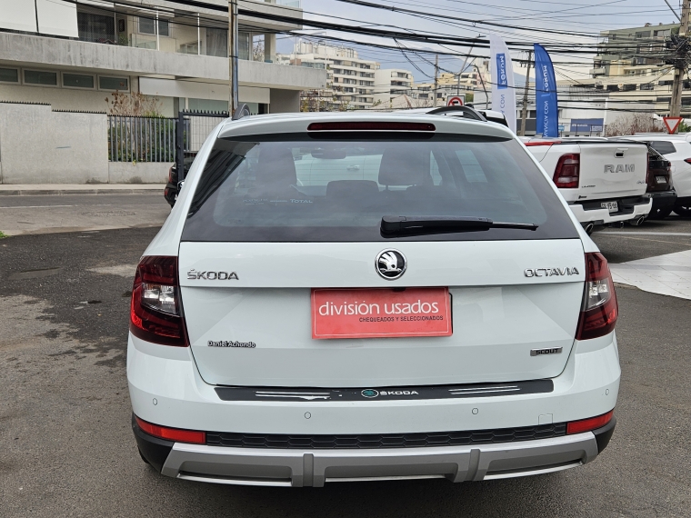 Skoda Octavia Octavia Scout 4x4 2.0 Aut Diesel 2019 Usado en Rosselot Usados
